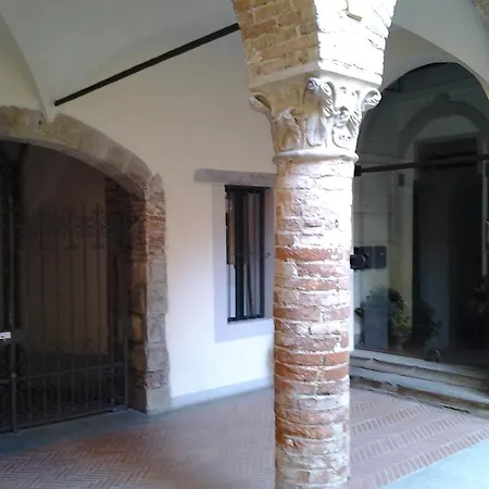 Casa Mario Lupo - And