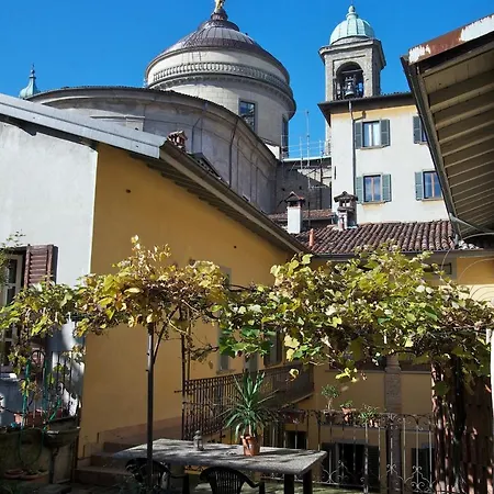 Casa Mario Lupo - And Apartman Bergamo