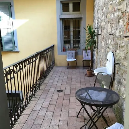 Apartman Casa Mario Lupo - And *